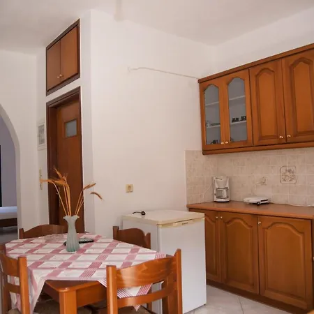 Mahis 1 Apartment